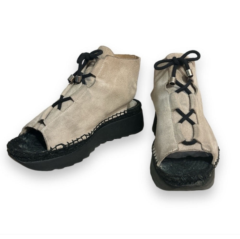 OKI KUTSU Kasai Hi Lace Beige Suede Platform Sandals
